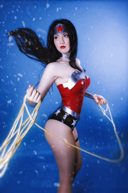 HOTTEST COSPLAY GIRLS