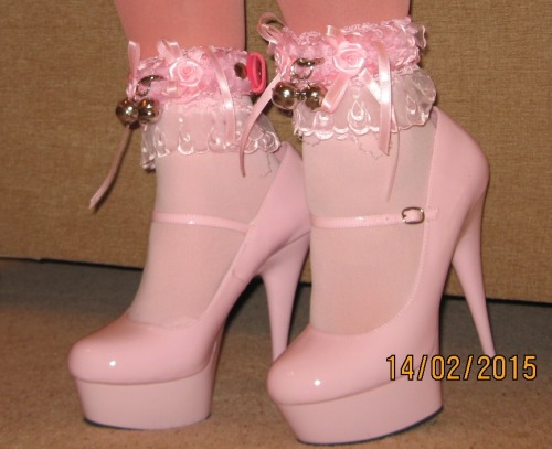 kellyslut:  Prissy Pink Sissy Mary Janes  When i hear the bells jingle, i know my sissy is going abo