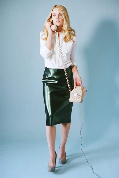 leather pencil skirt