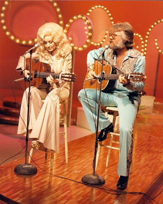 shopmidnightrider:Dolly Parton &amp; Kenny Rogers