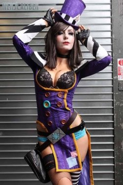 hottestcosplayer:  For the hottest cosplayers