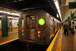 caitsith810:  G train at Bedford-Nostrand