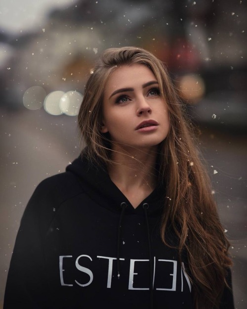 beautes-fatales: Anna Von Klinski