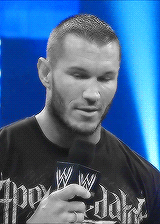 theprincethrone-deactivated2016:  Randy Orton + Smackdown  Randy Orton in blue!! O.o