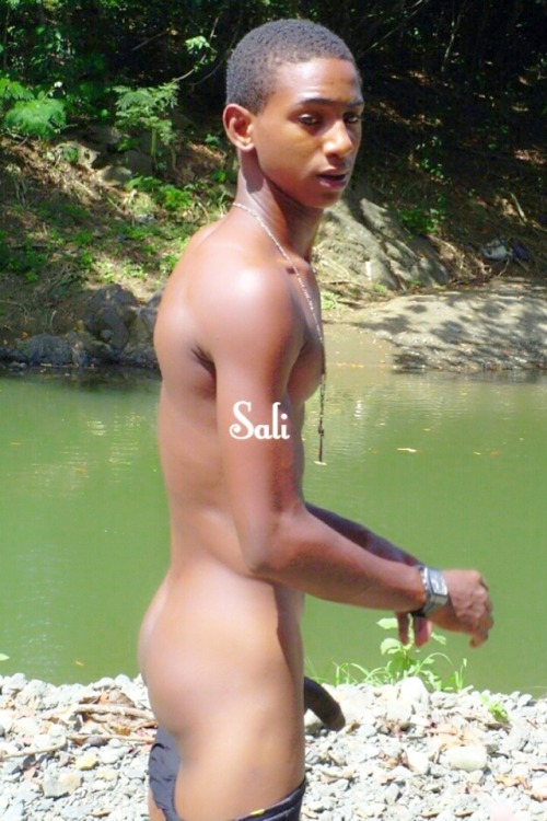 cboy2257: 4sali: Papi Uncut Randy😊😋😍😆 #GhettoYouth Hustler 😎 👀 👅 ❤ 👍 👌  #Gay4pay 💵 💸 🍆 🍆 💧 💧 🔥 🙌 💖 🤗  I want him  