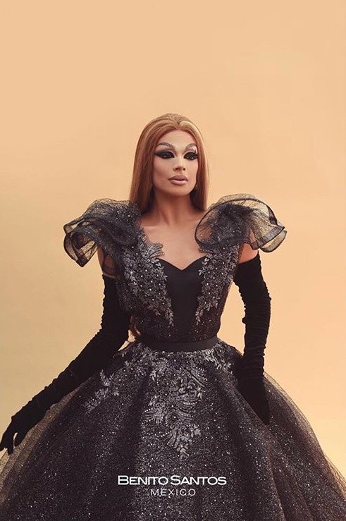 sheaquaria:  valentina for benito santos