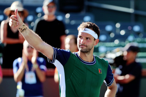 Grigor Dimitrov defeats Hubert Hurkacz to reach the semi-finals of the 2021 BNP Paribas Open, earnin