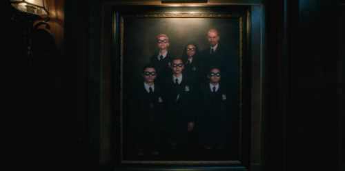 RC watches Umbrella Academy: We Only See Each Other At Weddings and Funerals (1x01)On the twelfth ho