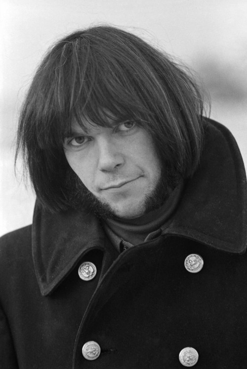 soundsof71:Neil Young, Boston 1967, by Linda