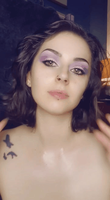 honeymanor:Taken from my upcoming oiled up set 🤭Make sure to subscribe to see it! 👀Fansly - Only Fans - Wishlist - Cashapp