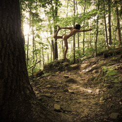 naked-yogi:  naked-yoga:  TIL: balancing