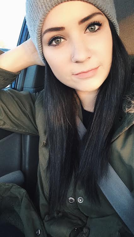 canadianshay:  When your eyes match your outfit. 