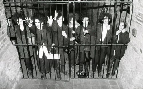 theunderestimator-2:  East German ‘80s goths in Karl-Marx-Platz (Augustusplatz) and The Moritz