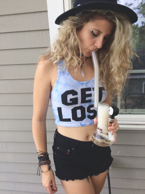 shay-gnar: here’s what I have to say to a tolerance break, get lost. She&rsquo;s so fuckin