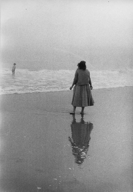 lesthetiquedelinventaire:Sabine Weiss, Coney Island, 1954 
