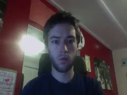 sizvideos:  Guy took a selfie everyday for 8 years. Watch the full video! 