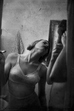 absolution-v:    Anna Malmberg   