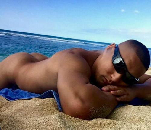 Sexy Polynesian Men