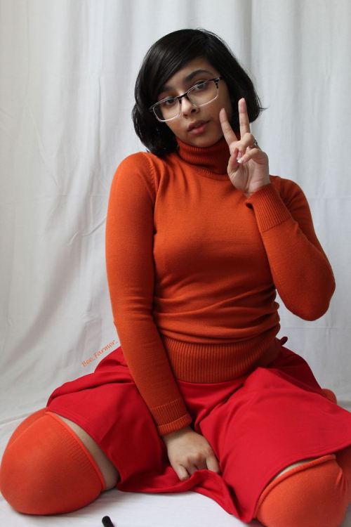 bee-farmer: Who’s ready for Velma?