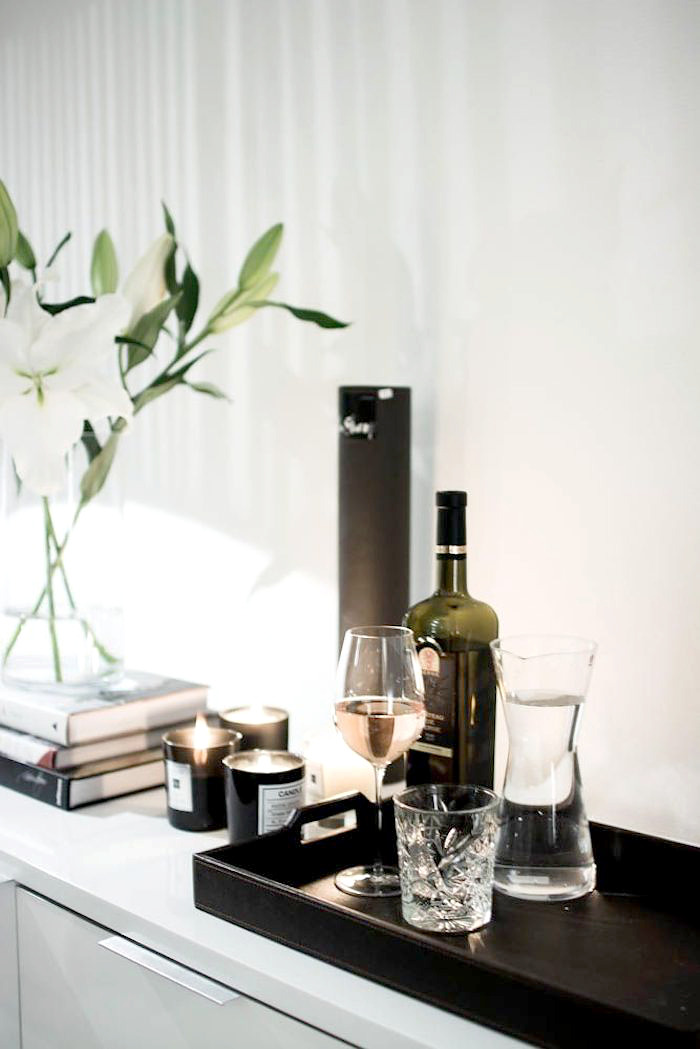 dustjacketattic:  drinks &amp; candles | magnolia by mia
