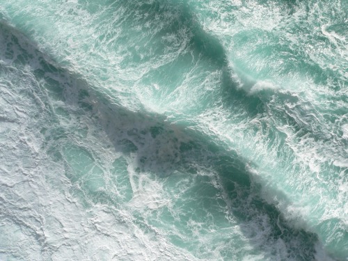 heyrainbows:A small part of Atlantic Ocean seen from Dún Aengus (Inishmore island, Ireland) located 