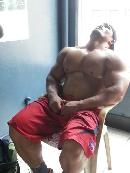 muscle guys adult photos