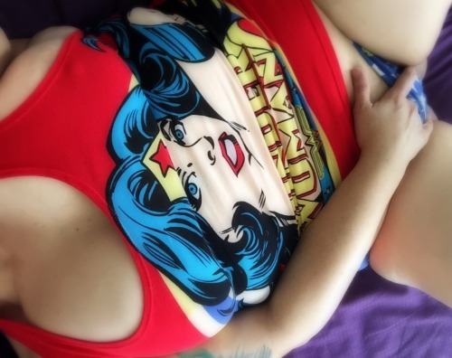 missvaliant: Happy Super Hero Wednesday @missvaliant ! No work today made time for more play… hope there aren’t to many pictures on my submission… 😏I had such a hard time deciding… 🤔 May your hump-day be wonderful! 😘💞✨ My sexy girl