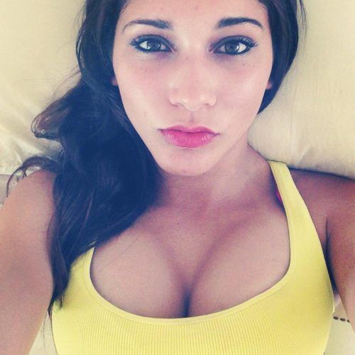 katyshina:  So pretty as well as distinctive with this selfie http://is.gd/9R64m21O6498RYy