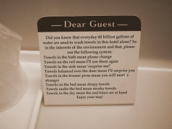 devieklutz: page-of-confidence:  That’s the last time i book a hotel in Night Vale  *crying from laughter* 