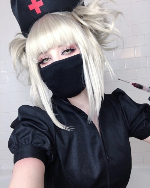 hiso-neko - I redid my nurse Himiko Toga cosplay since I...