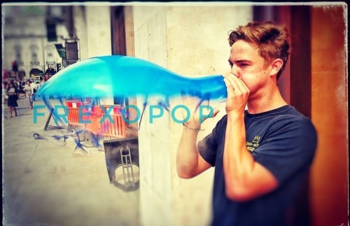 themannyboy:@FREXOPOP on Instagram