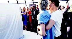  nouis + (slow) dancing 