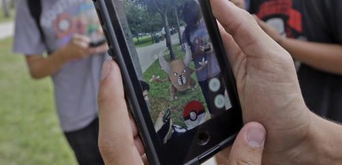 chimeracorp:the-future-now:These hackers just issued a massive threat to every Pokémon Go pla