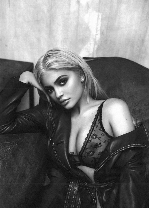 XXX Kylie Jenner. ♥ photo