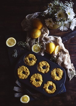 sweetoothgirl:  Low-Carb Lemon Donuts with