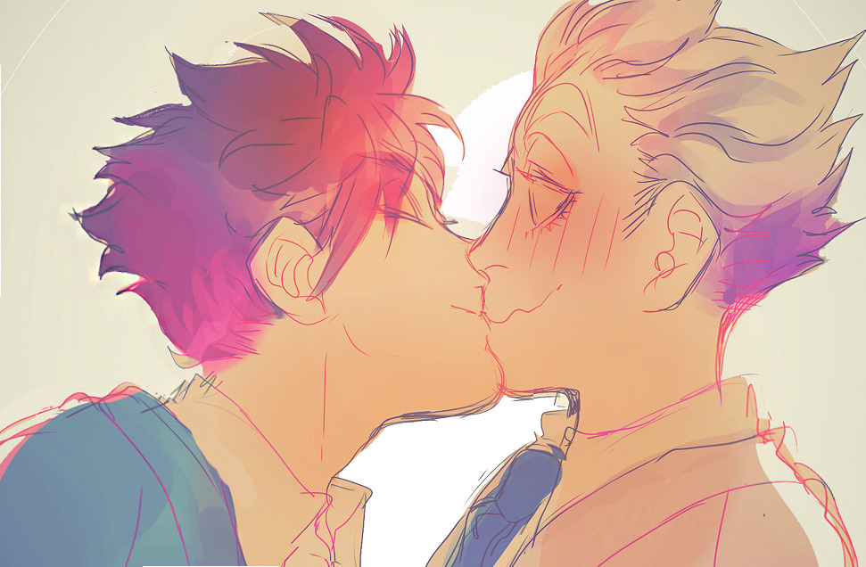 mookie000:  sloppyu doodles of some kisses i love them O|—-&lt;