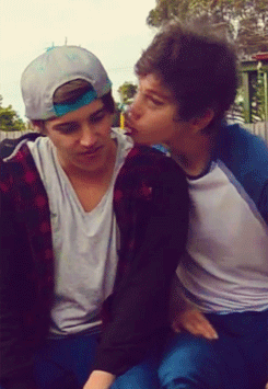maxileyg:  So so so so so cute.
