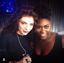 lolitaspice:  lakishababy:  lolitaspice:  Taystee from “Orange Is the New Black” and a fan  That fan just so happens to be Lorde.  Who’s lorde?