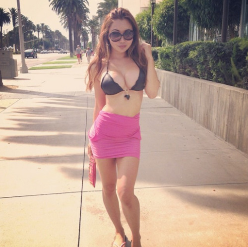 Sex Tiny Asian girl big tits in tiny skirt.IG pictures