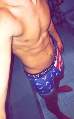 theaussietwink:  ~The Aussie Twink~