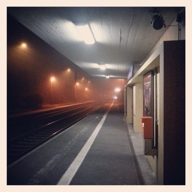 Bienvenu en Suisse, le pays où quand il fait froid, y'a toujours du brouillard.