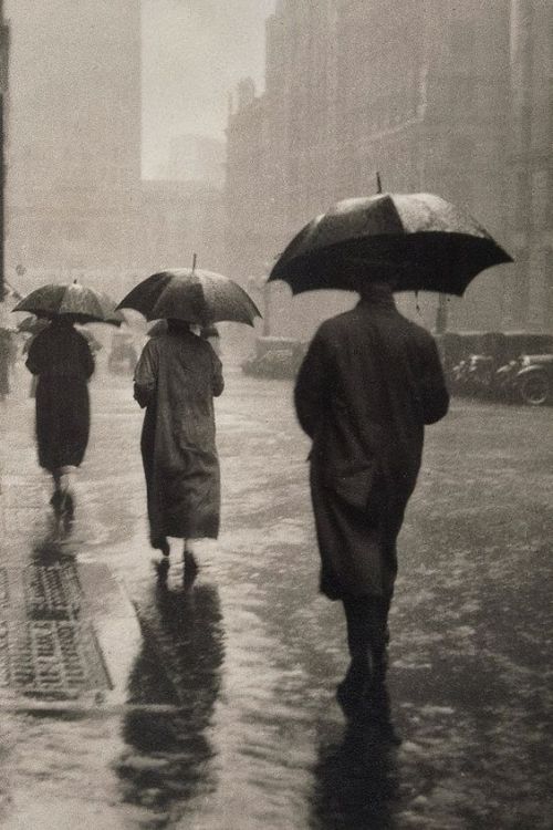 undr:Charles E. Wakeford. April showers, 1930′s