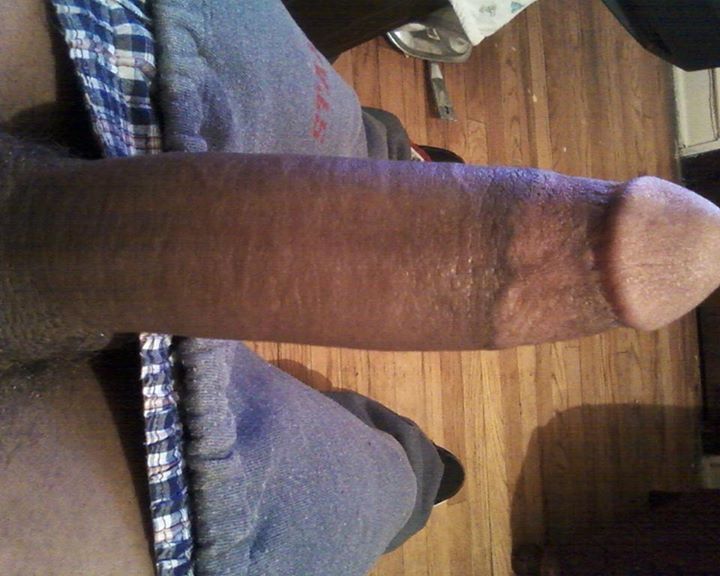 PRAISE BIG BLACK PENIS! blackmalefreaks:  mrskarfase69:  myfreshdick:    #BIGDICKS