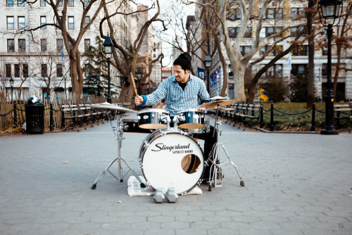 Giovanni Riccò spent the last six months photographing the Americas. In A Tale of Two Cities 