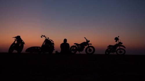 Kalahari Desert Speedweek 2014. Photographer: Gavin Coetzee.(via Kalahari Desert Speedweek 2014)More