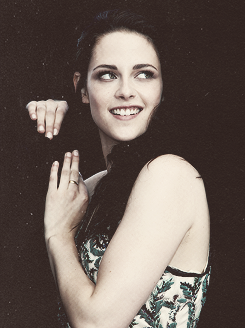 thebeautyinwhite:   kristen stewart + quotes. 