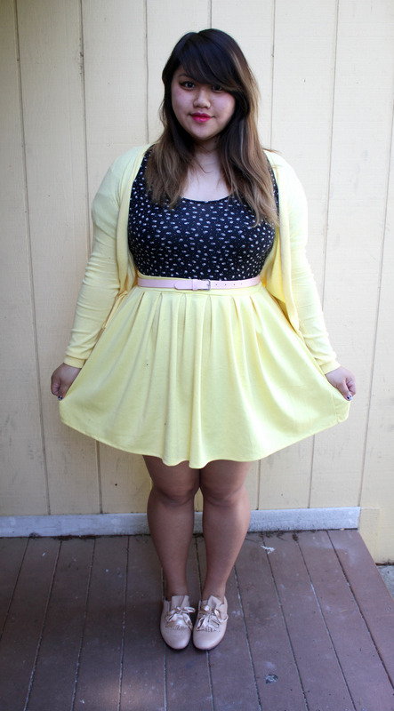 asecondtoforever:  It’s Spring Fever~! Ditsy florals, bright yellows &amp;
