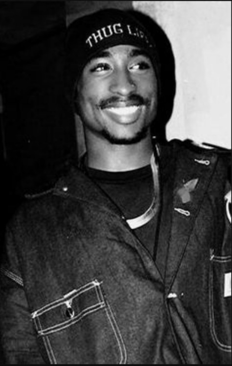 thesoundofoldschool: Rest in Peace Tupac Shakur Rest on Peace Tupac Shakur