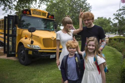 enchanthed:  New pic on the set!  