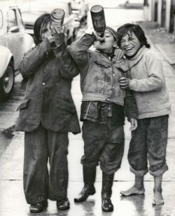 semioticapocalypse:Luis Navarro. Children of Puerto Monti. Chile, 1978 
